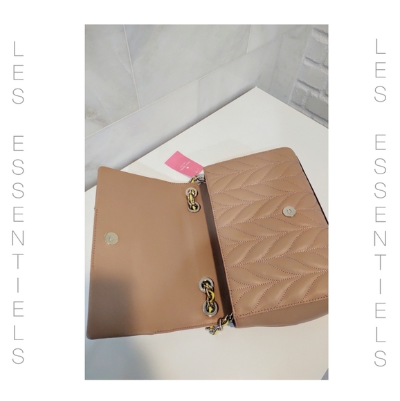 ❗SALE❗Kate Spade Quilted Shoulder Bag - Picture 5 of 12